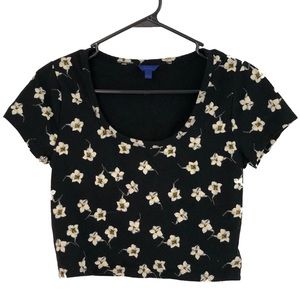 Aeropostale black floral crop top